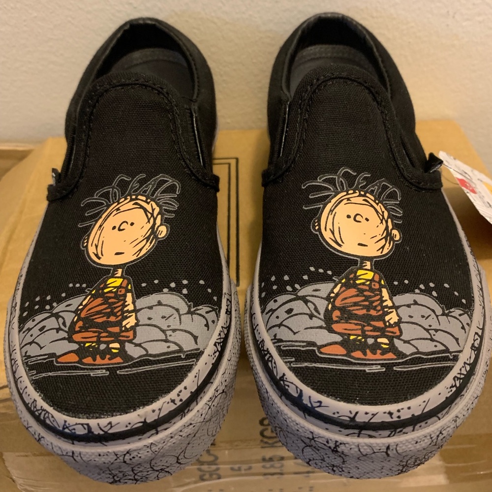 VANS Peanuts Slip On Size 11c
